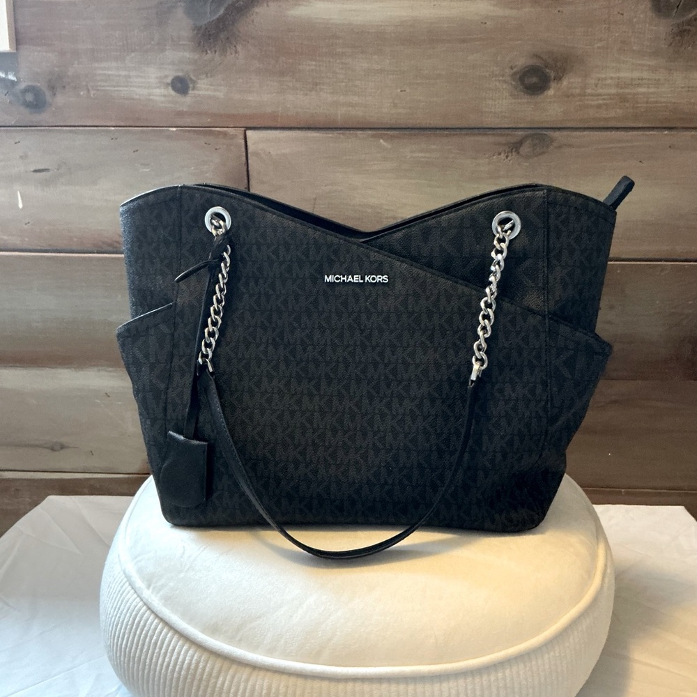 Michael Kors Large Jet Set Signature Logo Shoulder Bag